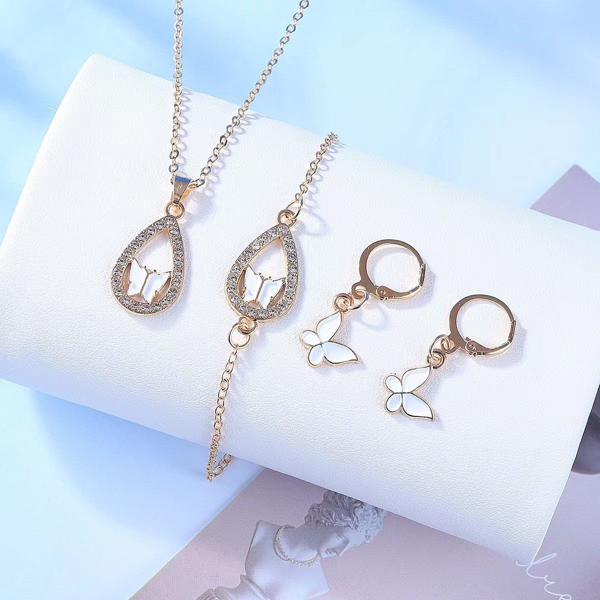 4PCS Set Luxury Women Butterfly Necklace Bracelet Earrings Drop Oil Diamond Jewelry For Girl Gift Jewelry Fashion Jewelry Set